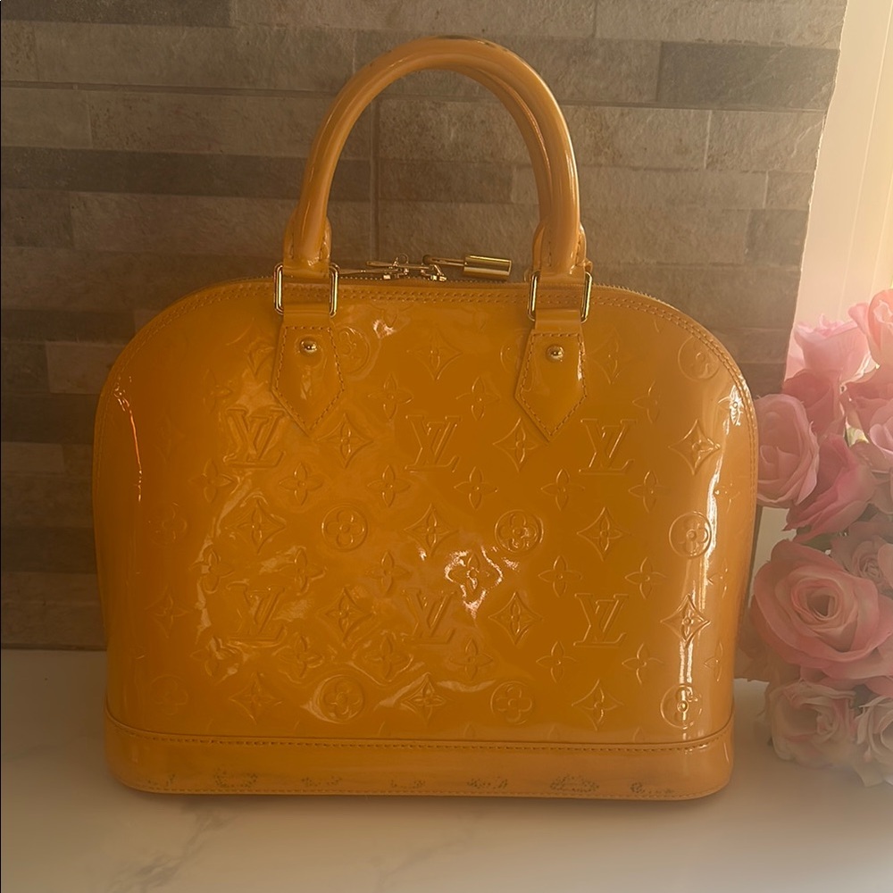 💯 Authentic Louis Vuitton Alma PM Yellow Patent Leather Handbag